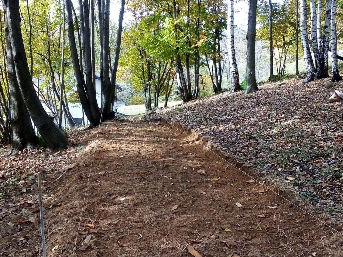Appartamento La Casa Nel Bosco Rueglio Buitenkant foto